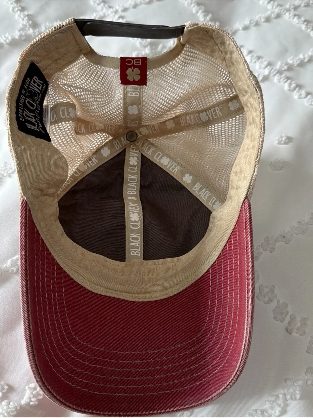 Black Clover Trucker Hat Gray Red One Size Topgolf Live Lucky Mesh Snapback Cap